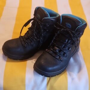 Avenger Women’s 6” Waterproof Work Boots Soft Toe Black